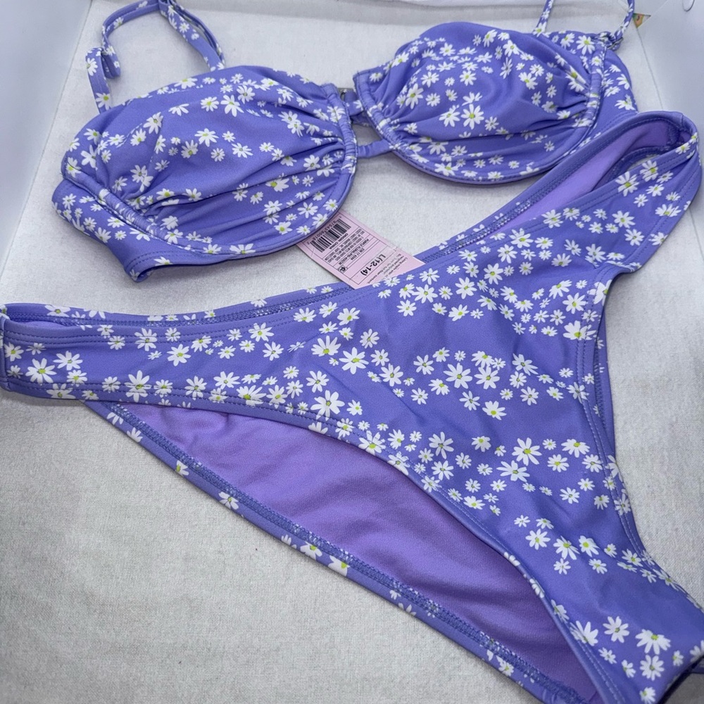 Size Large Wild Fable Purple Bikini Top & Bottoms Purple w/ White Daisies